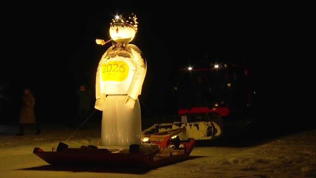 Schneemann im Startfeld: Böögg nimmt am Engadin Nachtlauf teil