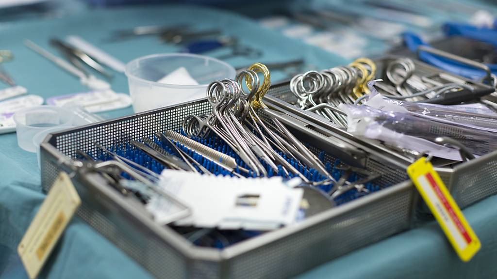 Seit Jahrzehnten gab es immer wieder Anläufe für eine eigene Herzchirurgie in St. Gallen. Ob es dieses Mal klappt, zeigt sich im März. (Symbolbild)