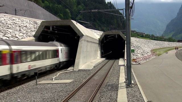 Riesenfeier am Gotthard