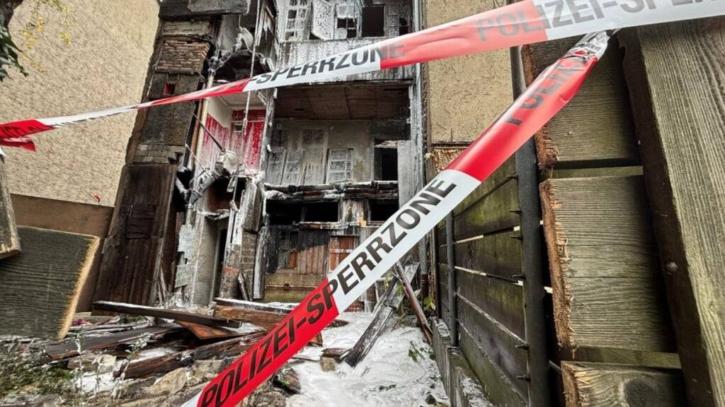 Am Samstagmorgen stand in Schaffhausen ein leer stehendes Mehrfamilienhaus in Flammen.