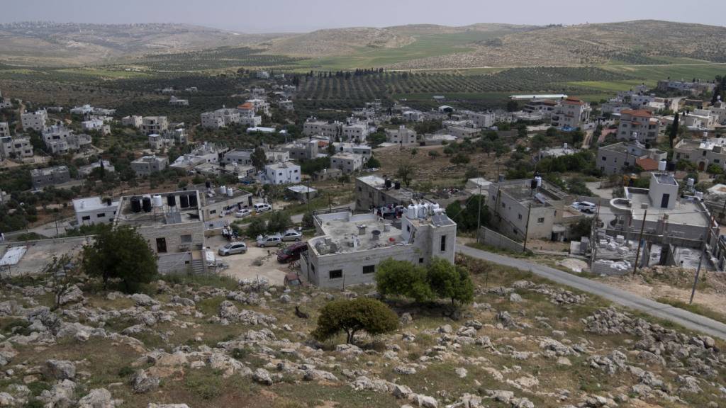 ARCHIV - Das Dorf Al-Mughajir im Westjordanland. Foto: Nasser Nasser/AP/dpa/Archivbild