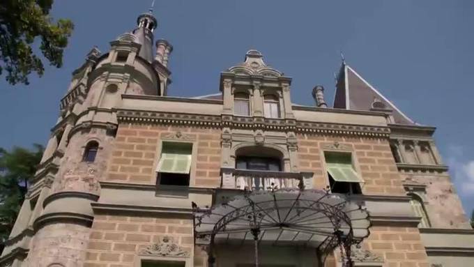 Schloss-Tour am Thunersee / e-FRAMER / Komplexe Verwaltungsaufgaben