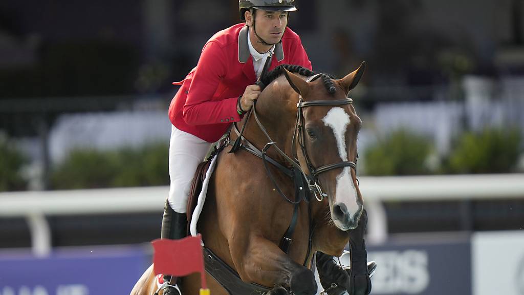 Europameister Steve Guerdat und die weiteren Schweizer Spitzenreiter werden in der Equipe in Zukunft von einem Niederländer betreut