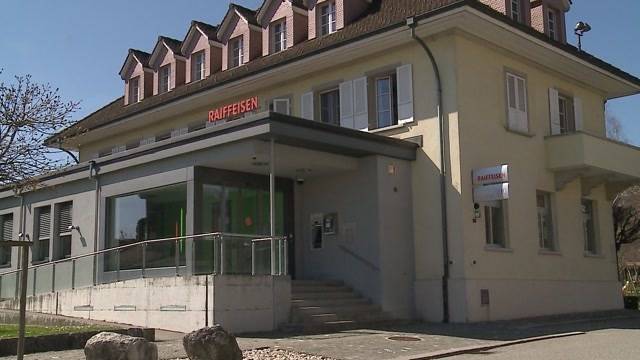Überfall-Alarm in der Raiffeisenbank in Wiedlisbach – zum 3. Mal