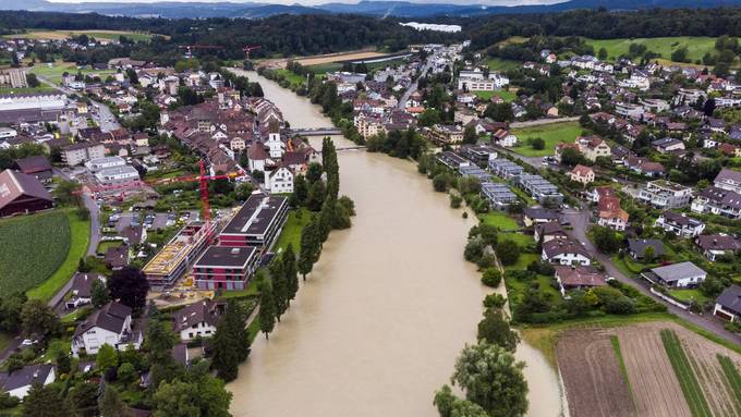 Bund warnt: Hochwassergefahr an der Reuss in Mellingen