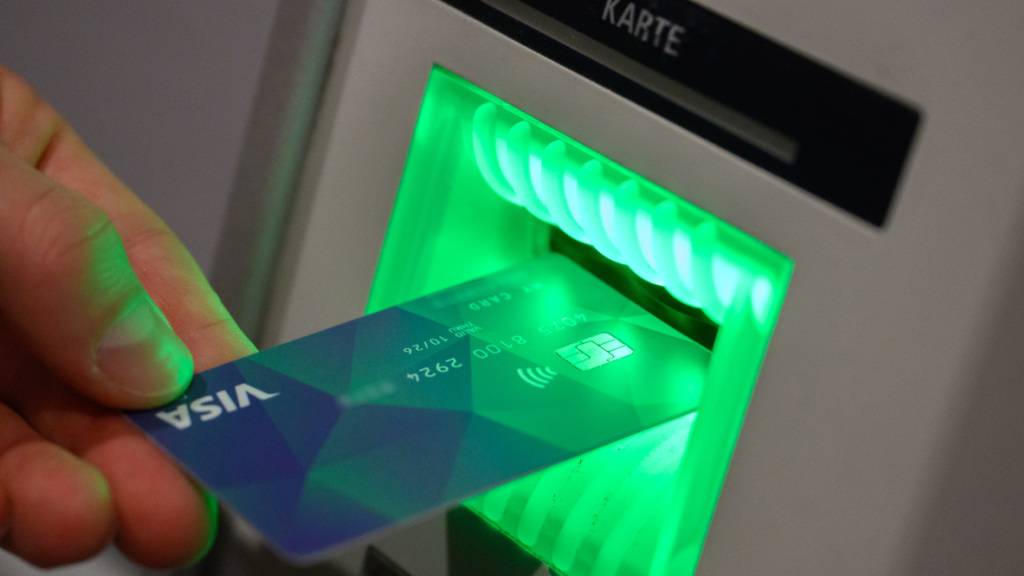 In allen Branchen soll es laut einer Umfrage 2026 Lohnerhöhungen geben. (Symbolbild)