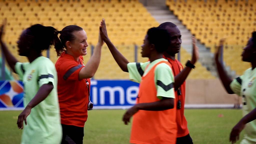 Schweizerin coacht erfolgreich ghanaische Frauen-Nationalmannschaft
