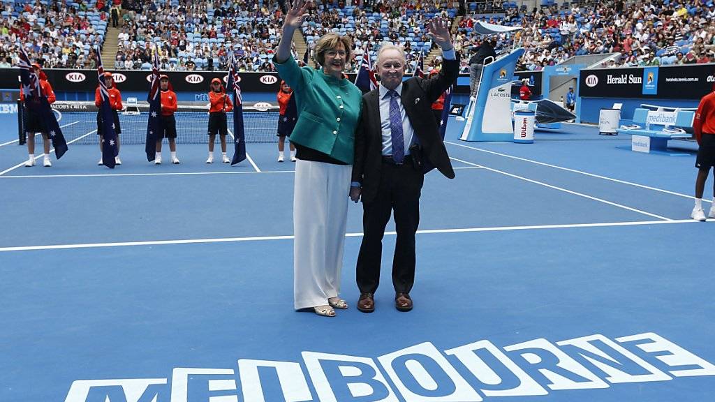 Die australischen Tennislegenden Margaret Court und Rod Laver bei der Einweihung der umgebauten und nach Court benannten Margaret Court Arena im Januar 2015