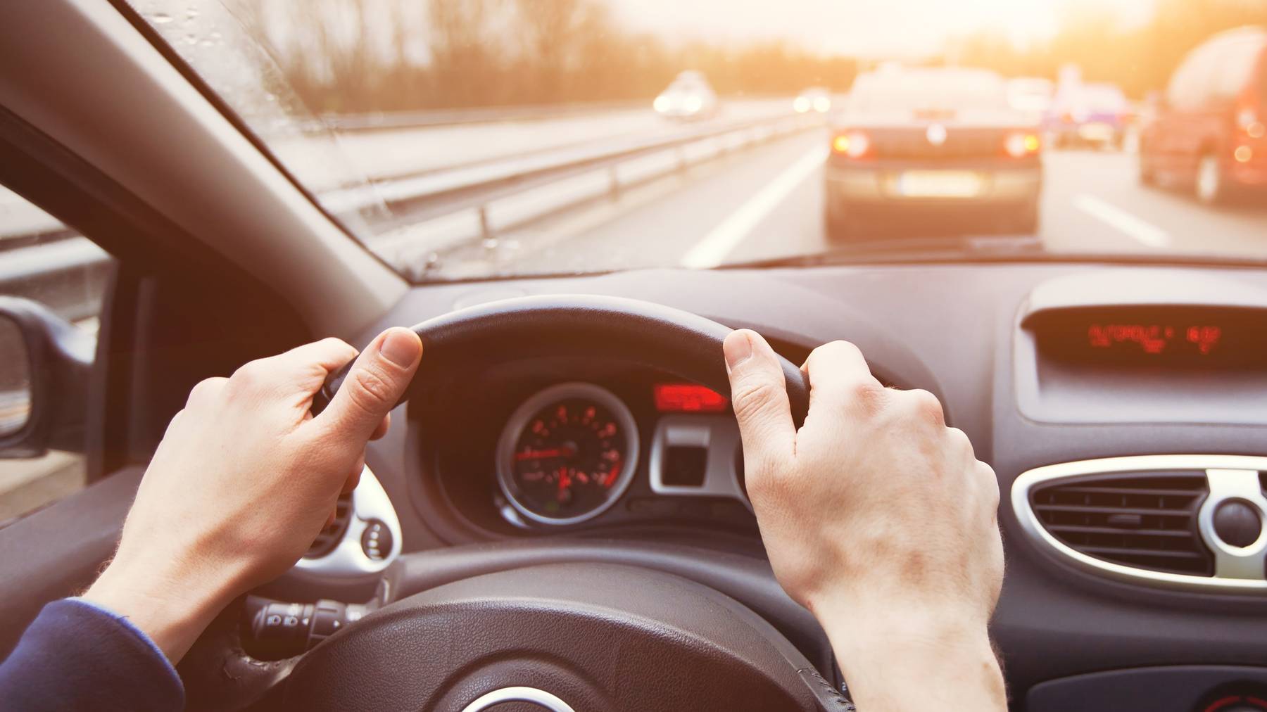 Autofahren Strasse Erdbeben GettyImages-879138118