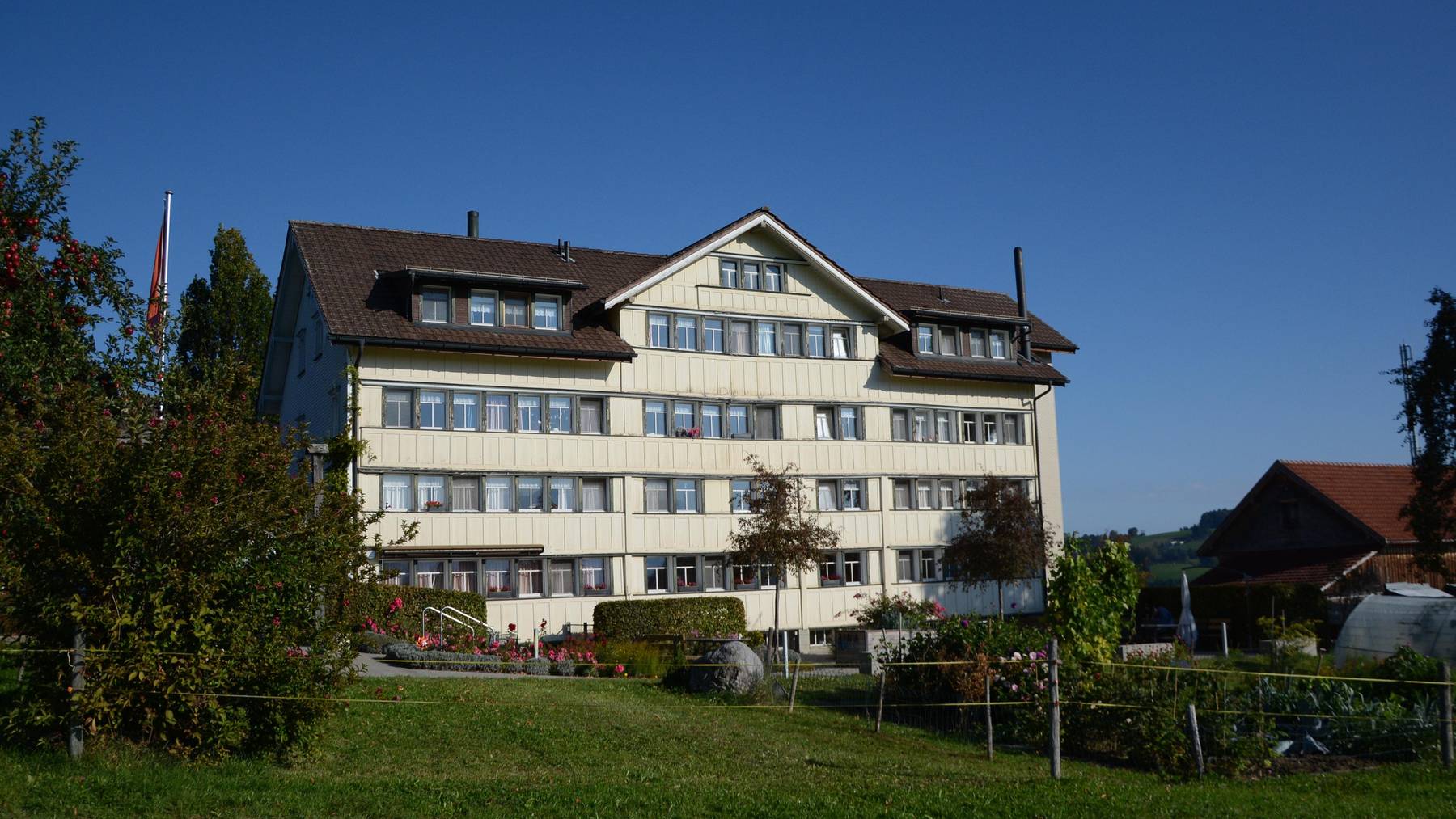 Das Altersheim Büel wurde durch einen privaten Betreiber von Alters- und Pflegeheimen gerettet.