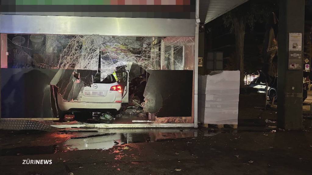 Fluchtversuch: Österreicher landet in Wettingen mit Auto in einem Lebensmittelgeschäft