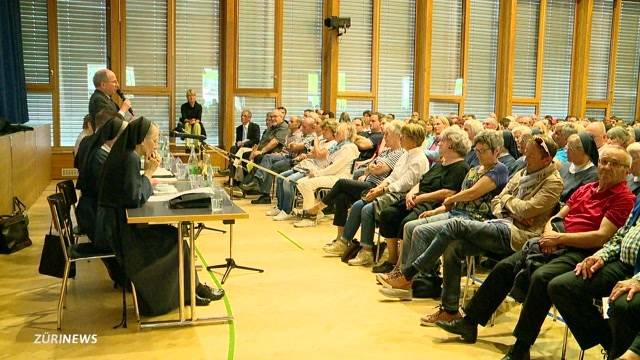 Bewohner von Amden protestieren gegen geplante Asylunterkunft