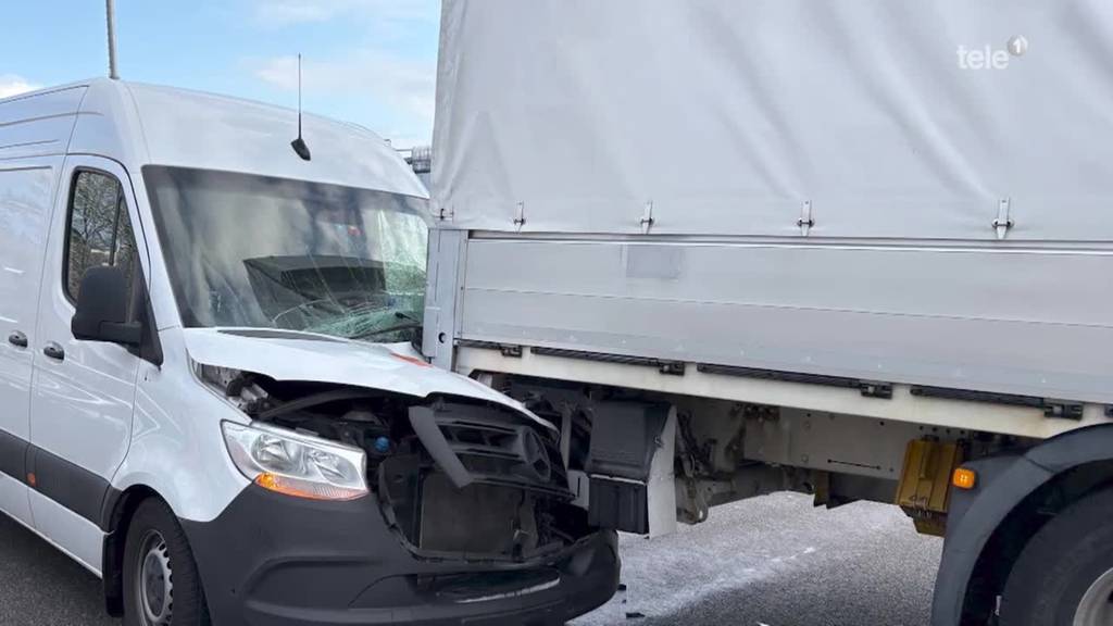 Wintercomeback sorgt in der Zentralschweiz für Chaos auf den Strassen