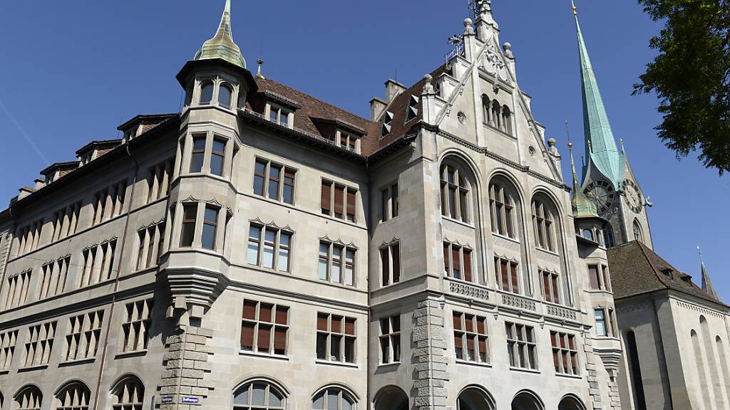 Der Stadtrat beantragt einen hohen Kredit für den Schulhausausbau in Schwamendingen. (Archivbild)