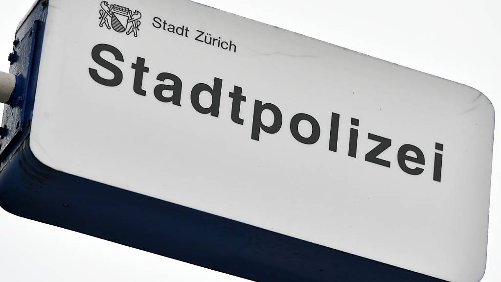 Die Zürcher Stadtpolizei musste nach einem gewalttätigen Streit zwischen zwei Frauen ausrücken. (Symbolbild)
