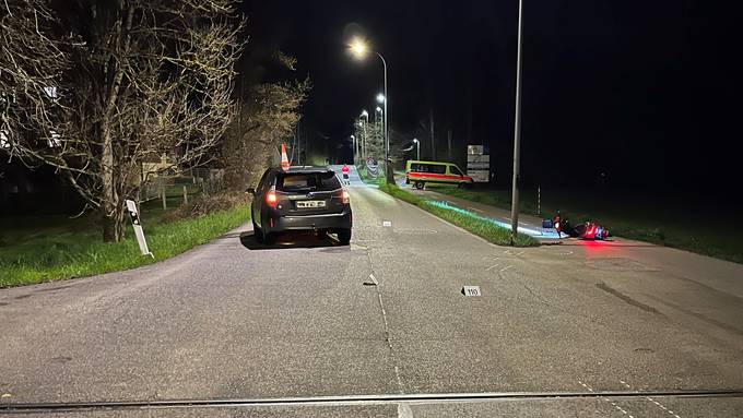 16-jähriger E-Töffli-Fahrer bei Kollision schwer verletzt