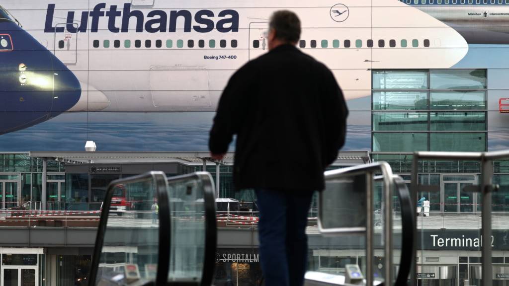 Die Lufthansa und die Gewerkschaft Verdi haben sich auf einen Tarifabschluss für Bodenbeschäftigte geeinigt. (Archivbild)