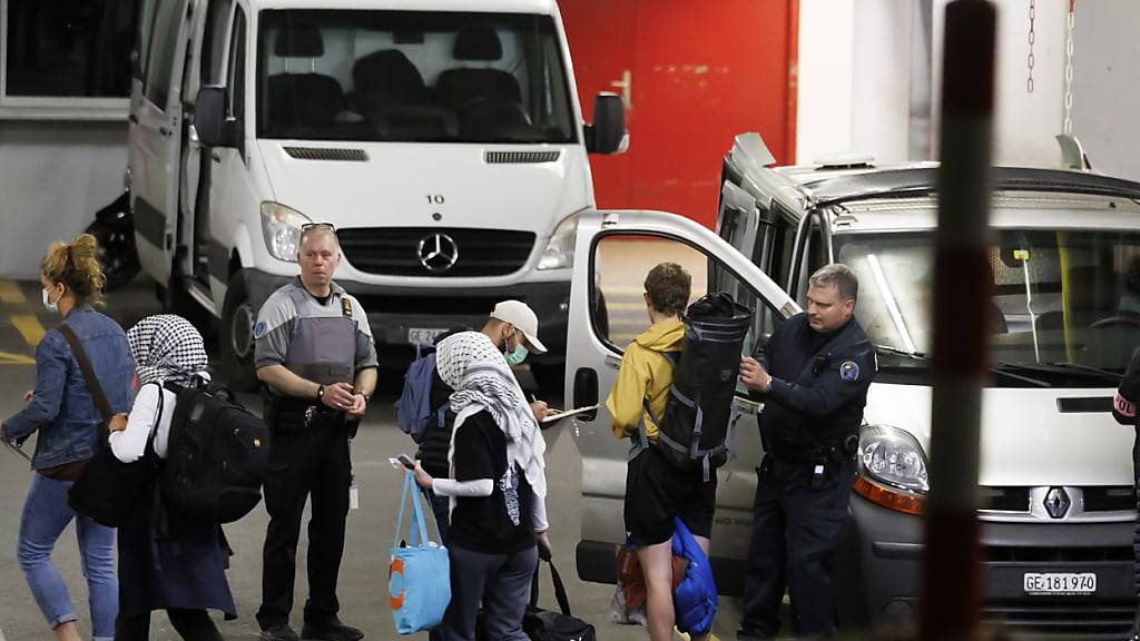 Die Polizei räumt pro-palästinensische Proteste an der Universität Genf.