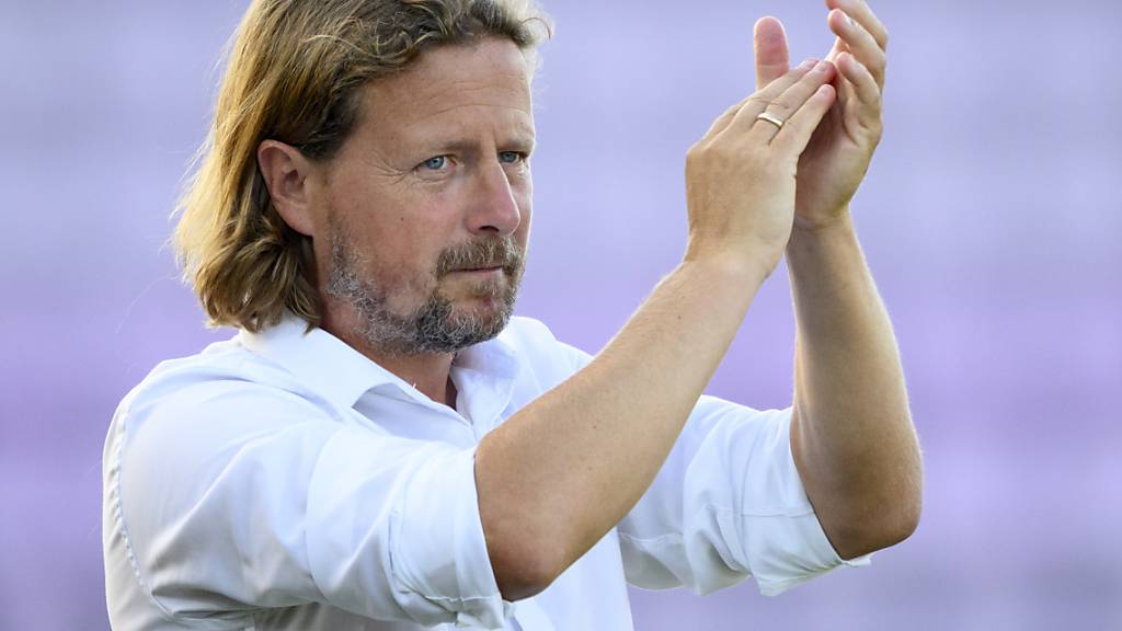 Applaus vom Trainer: Bo Henriksen kann zufrieden sein mit dem Saisonstart seines FC Zürich