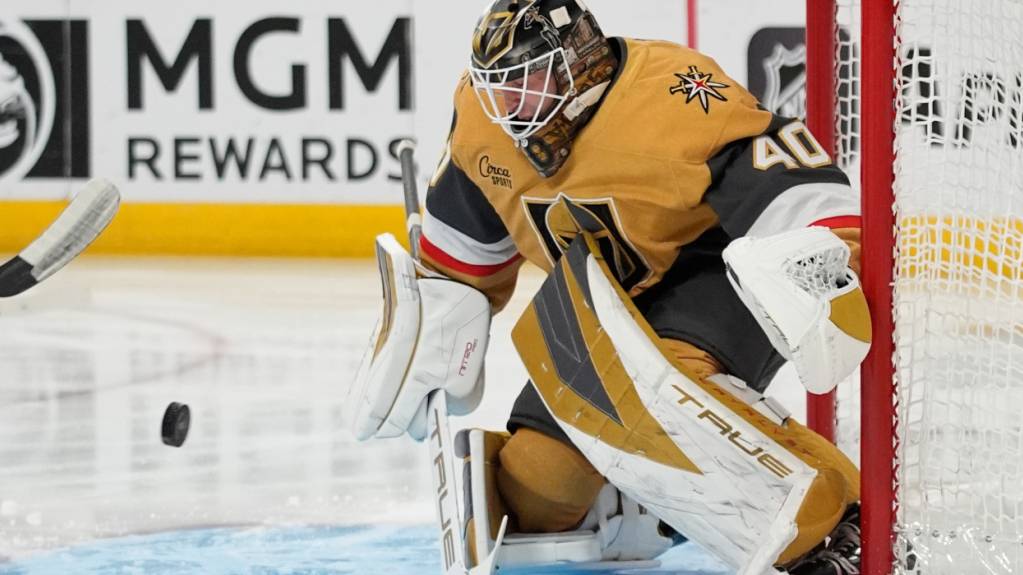 Goalie Akira Schmid von Las Vegas nach Florida