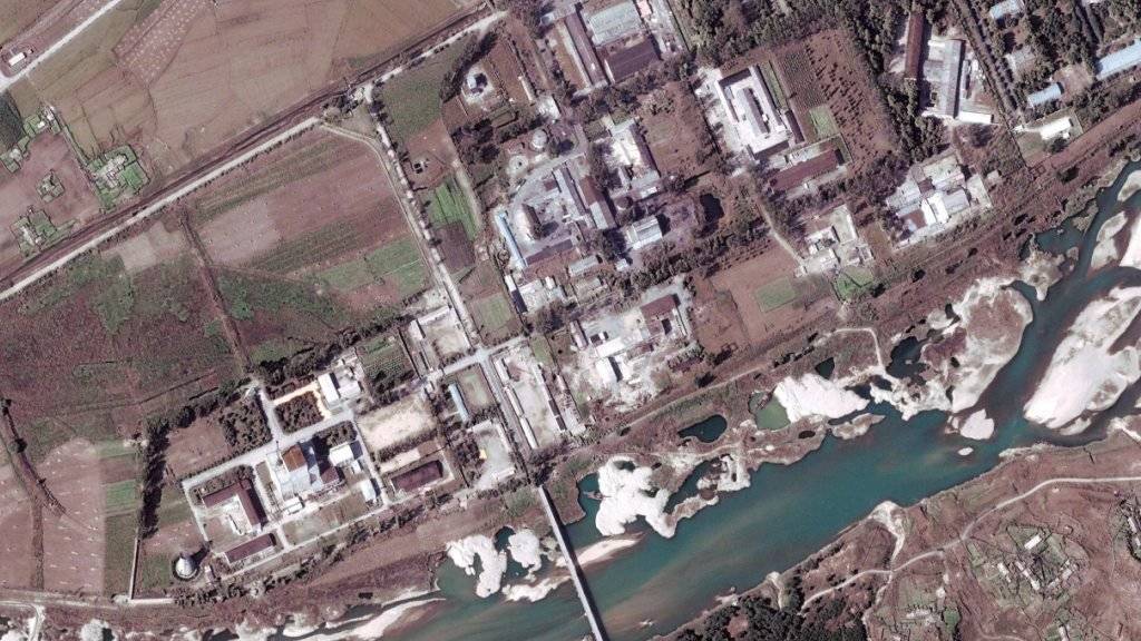 Luftaufnahme des Nuklearzentrums Yongbyon. Nordkorea könnte laut Experten den dortigen Atomreaktor wieder in Betrieb genommen haben. (Archiv)