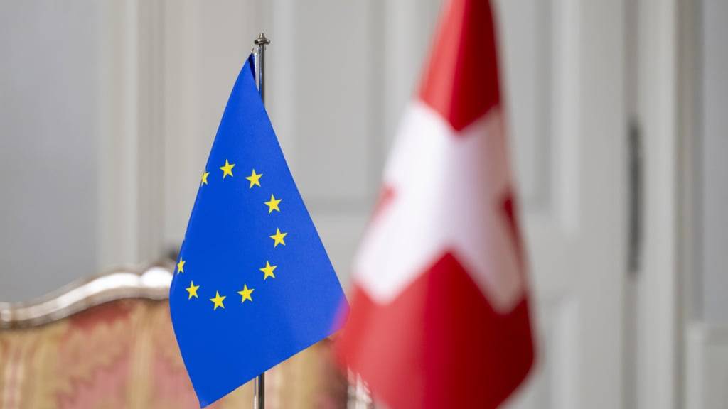 Schweizer fühlen sich primär national statt europäisch verbunden, wie eine Umfrage von YouGov Schweiz ergab. (Archivbild)
