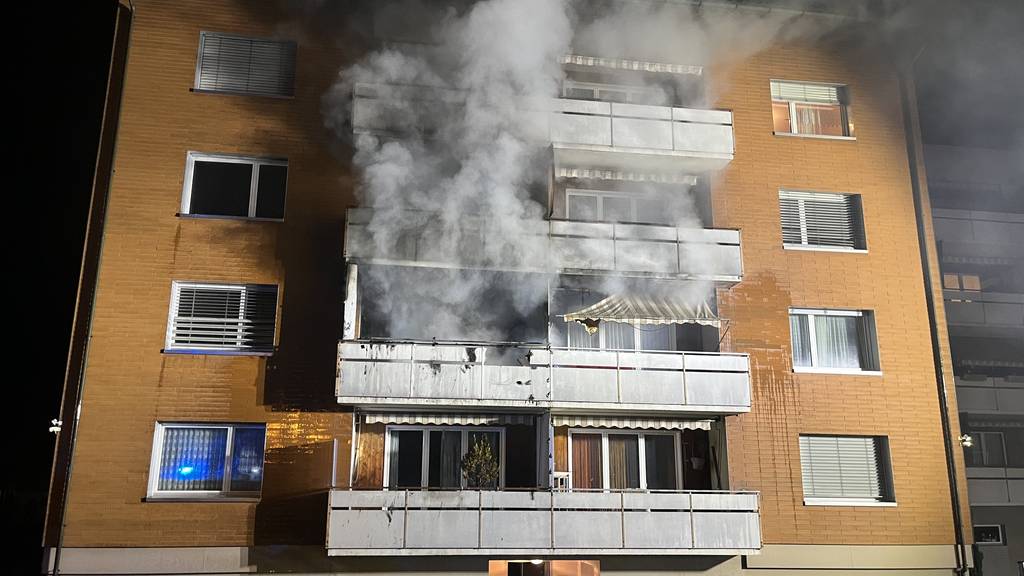 Brand in Mehrfamilienhaus – hoher Sachschaden