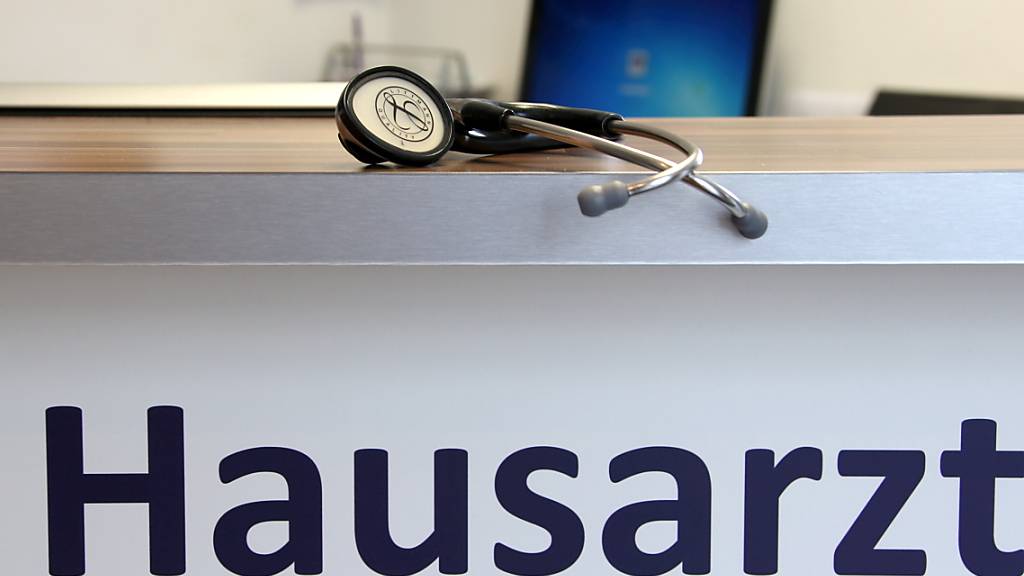 Ostschweizer Kantone heben Entschädigungen für Ärzte an