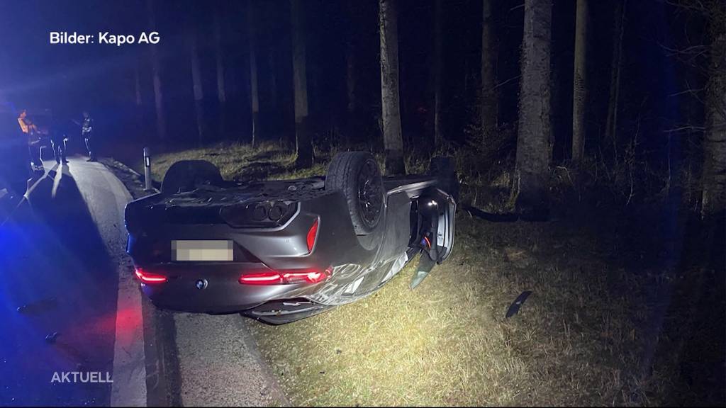 Zwei Jugendliche mieten einen Sportwagen, sie kommen jedoch ohne das Auto zurück