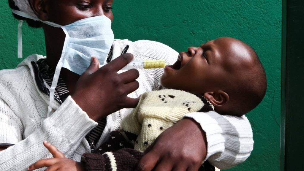 Diese Mutter in Nairobi, Kenia, leidet an einer multiresistenten Tuberkulose-Form. (Aufnahme vom März 2015)
