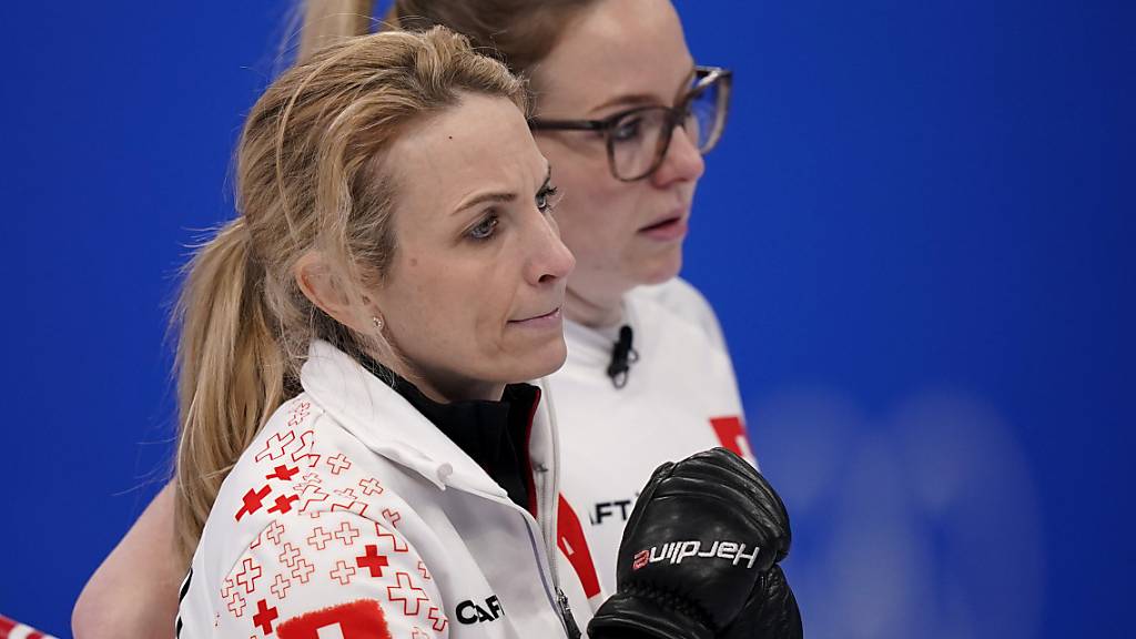 Schweizer Curlerinnen besiegen auch Kanada