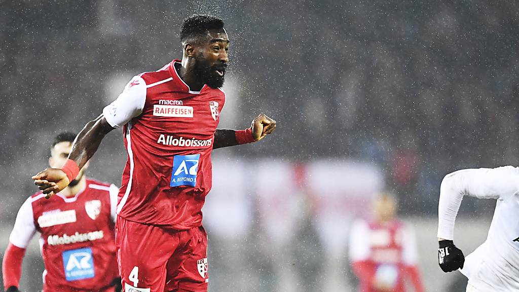 Johan Djourou wechselt wie Xavier Kouassi vom FC Sion zu Neuchâtel Xamax