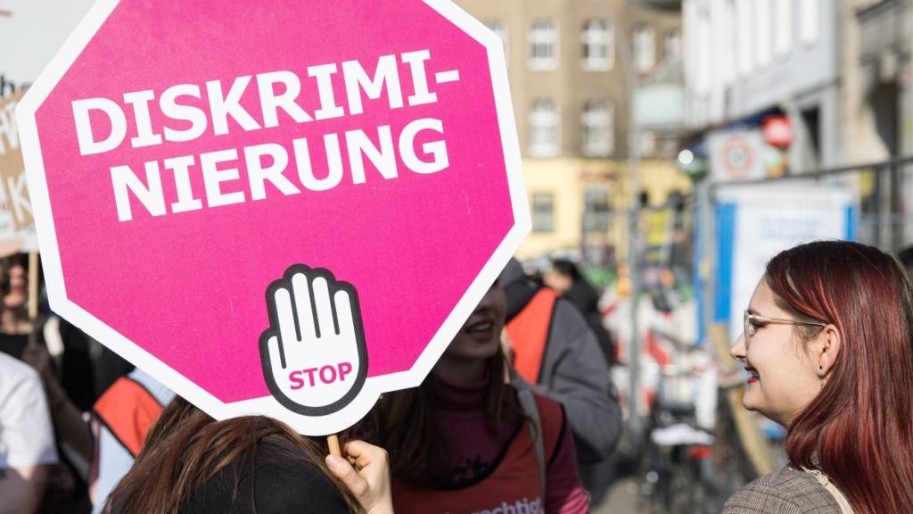 Die Stadt St. Gallen lanciert eine Meldeplattform gegen sexuelle Übergriffe und Diskriminierungen. (Symbolbild)