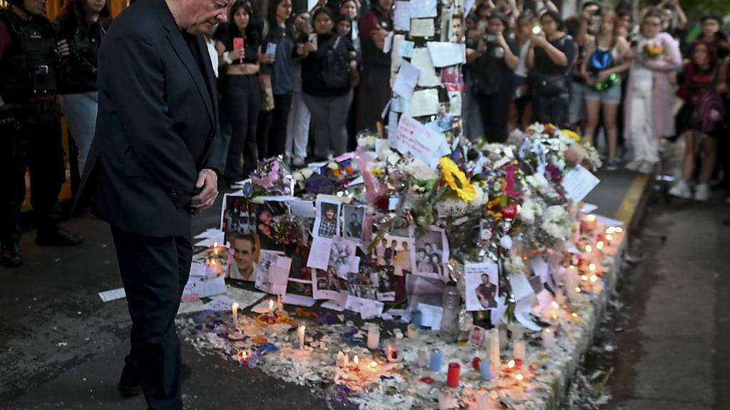 Geoff Payne ist zum Hotel in Buenos Aires gefahren, wo sein Sohn Liam zwei Tage zuvor vom Balkon gestürzt war.