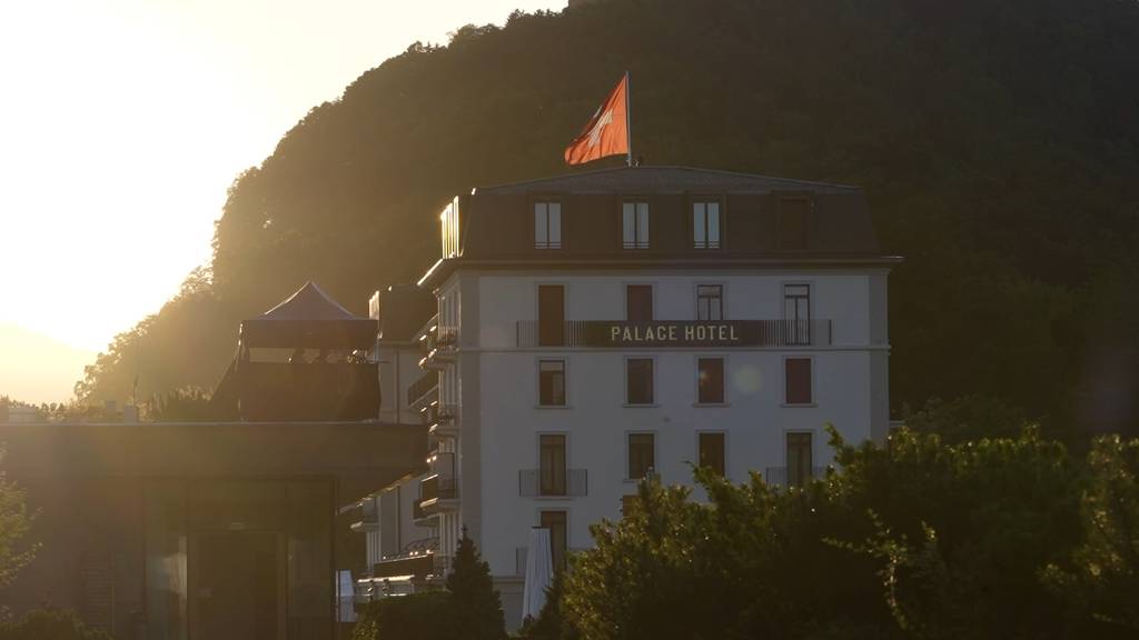 «Hoffentlich machen wir Fortschritte»: US-Vizepräsident auf Bürgenstock eingetroffen