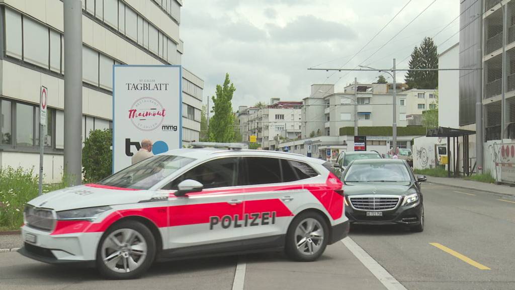 Karin Keller-Sutter zu Besuch bei TVO: Bundesrätin isst in Kantine und spricht über ihre Heimat