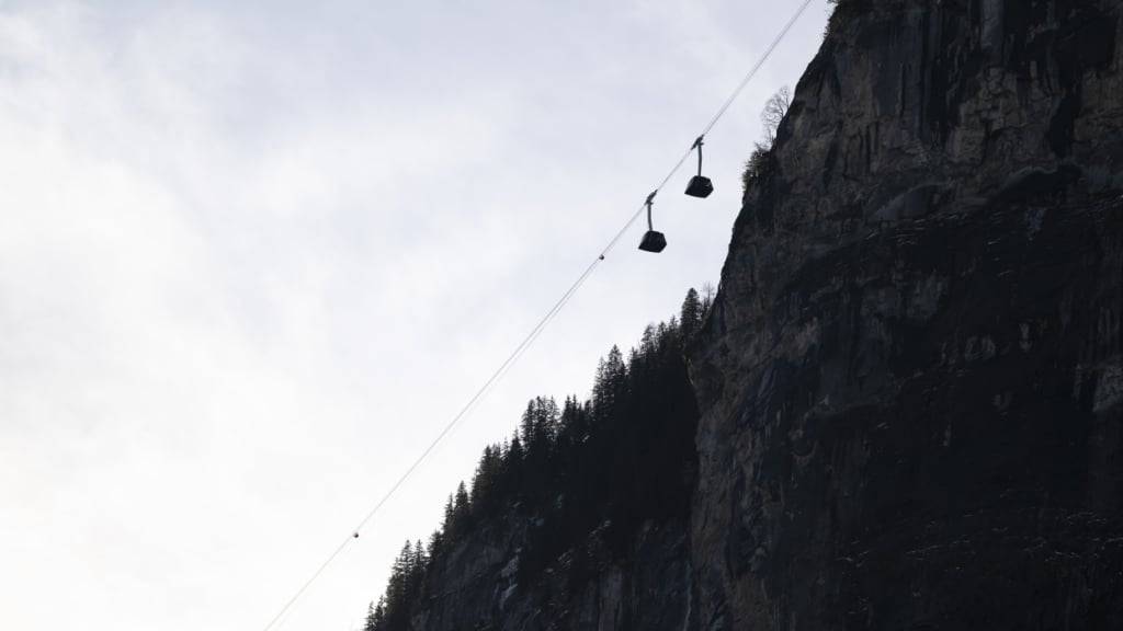 Am Schilthorn in den Berner Alpen ist im Winter 2024 zum ersten Mal an einem
Permos-Standort die Auftauschicht nicht mehr durchgefroren.