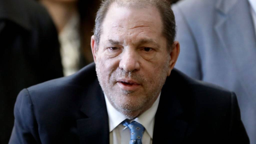 ARCHIV - Harvey Weinstein im Gericht in Manhattan. Foto: Mark Lennihan/AP/dpa