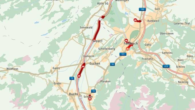 Drei Unfälle auf der A13