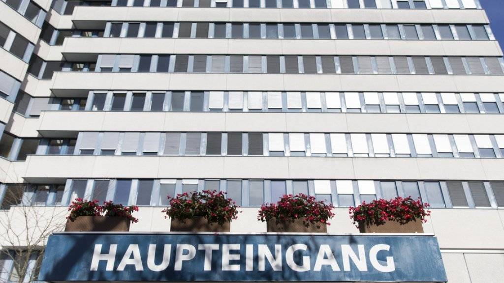 Ende Oktober entschied die Stadt Bern, dem Bund das Zieglerspital als Bundes-Asylzentrum zur Verfügung zu stellen. Mitte 2016 sollen ins mehrstöckige Gebäude 350 Asylsuchende einziehen.