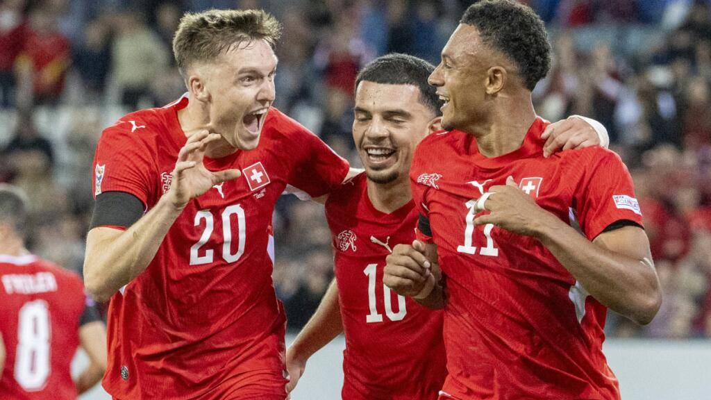Michel Aebischer, Zeki Amdouni und Dan Ndoye zelebrieren die Leichtigkeit, die im Schweizer Nationalteam derzeit herrscht