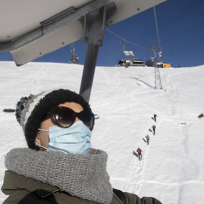 Bergbahnen erwägen Zertifikatspflicht für Skigebiete