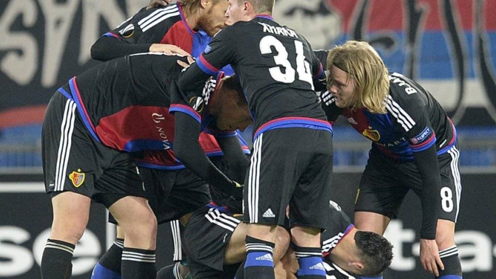 Der FC Basel jubelt über das Weiterkommen in der Europa League