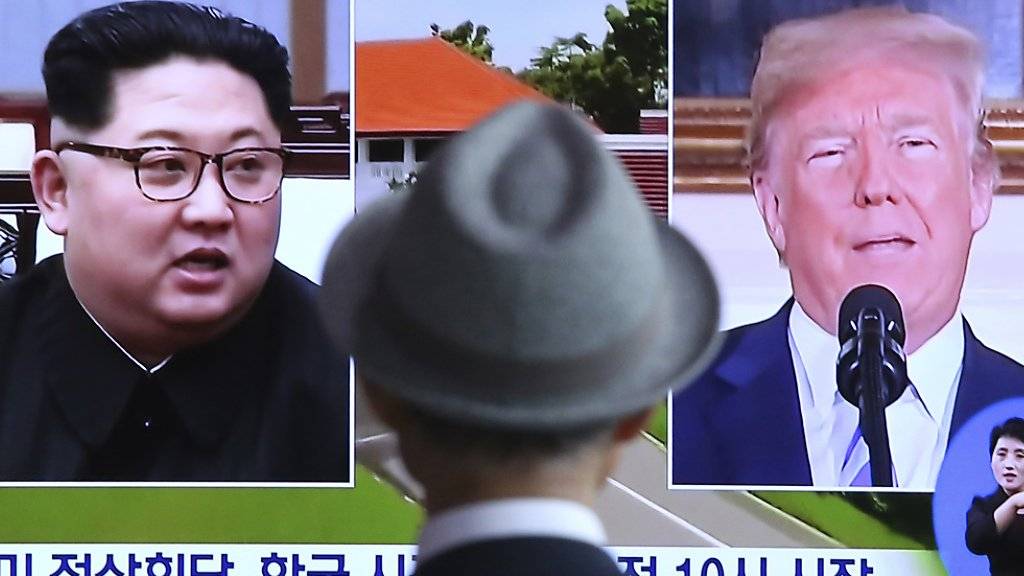 Das südafrikanische Fernsehen berichtet über die Vorbereitungen für den Gipfel zwischen US-Präsident Donald Trump und den norkoreanischen Machthaber Kim Jong Un.