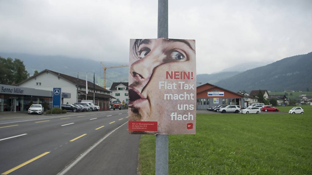 Für politische Kampagnen im Kanton Schwyz sollen künftig pro Jahr maximal 1000 Franken an anonymen Spenden fliessen dürfen. (Symbolbild)