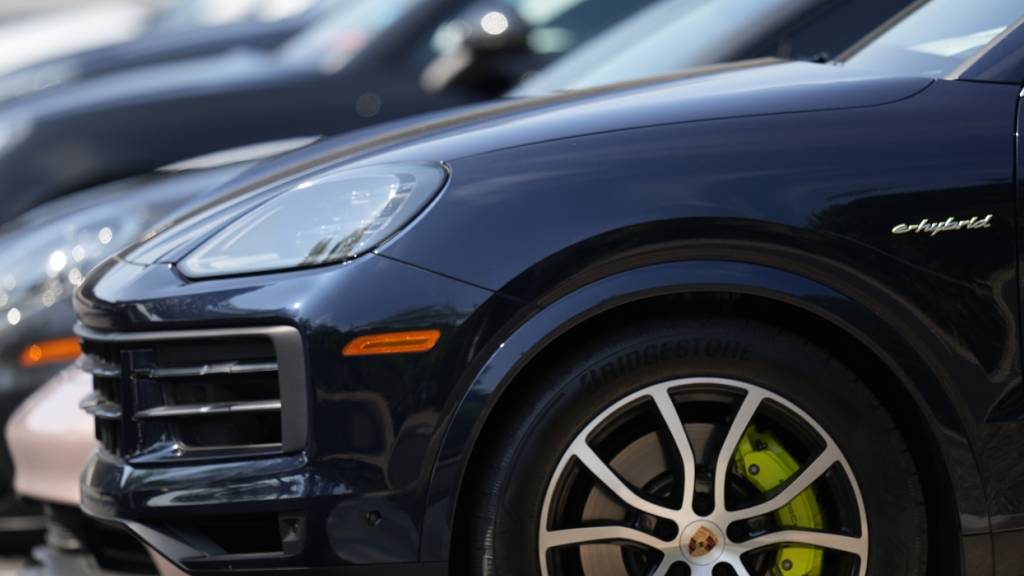 Gewinn von Sportwagenbauer Porsche bricht um über 90 Prozent ein