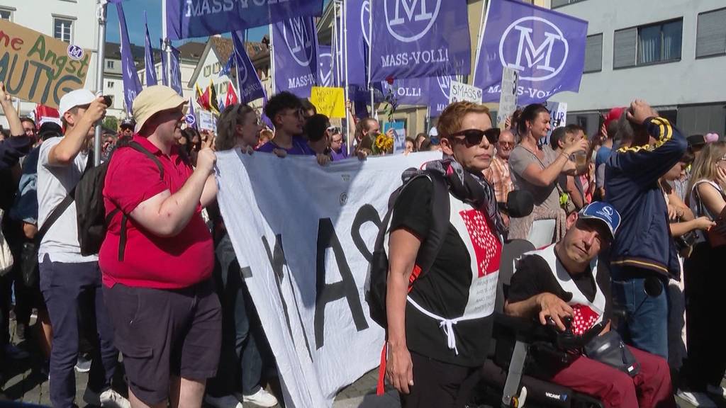 Corona-Demo: Nach den Ausschreitungen in Bern demonstrieren heute tausende in Winterthur