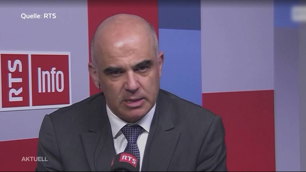 Alain Berset vergleicht die Omikron Variante mit einer Erkältung