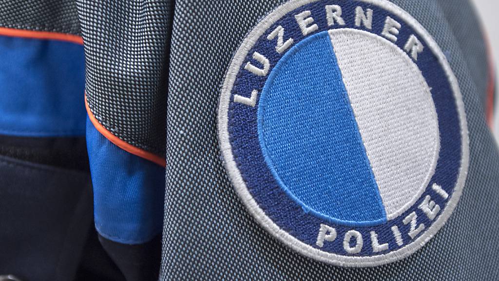 Die Polizei sucht Zeugen einer Vergewaltigung in Luzern. (Symbolbild)