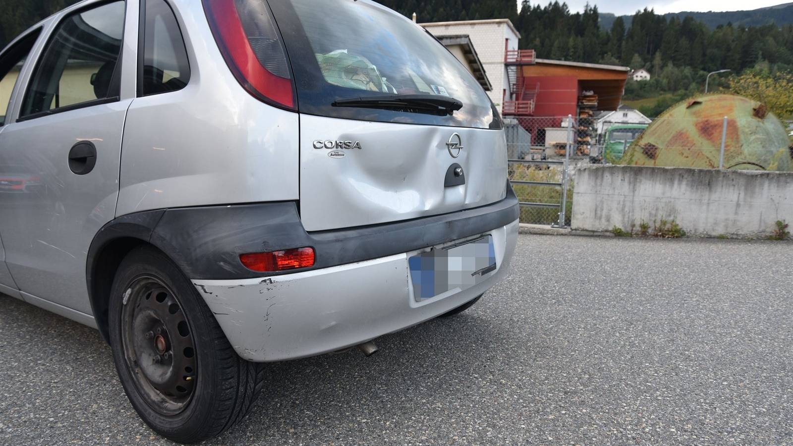 Mit diesem Opel Corsa lieferte sich der Mann eine Verfolgungsjagd mit der Polizei.